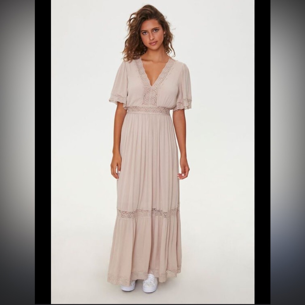 Ivy May Tiered Beige Maxi Dress V-neck Boho Lace Trim Size Small Whimsical